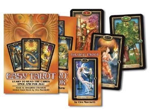 Bild på Easy tarot - learn to read the cards once and for all!